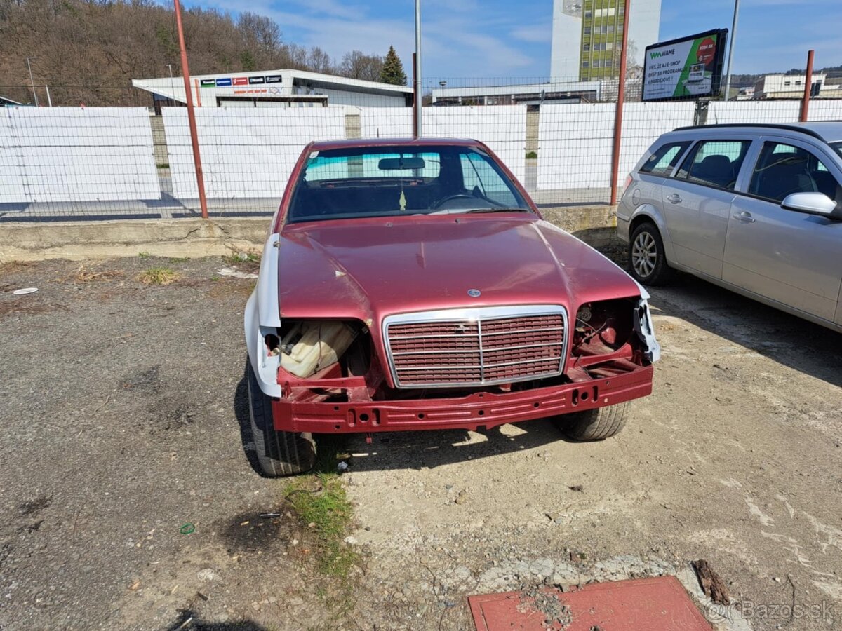 Mercedes Benz w124 2.3e coupe - 5