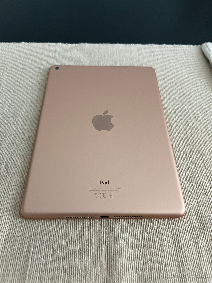 Apple (6th generation) Wi-Fi - 5