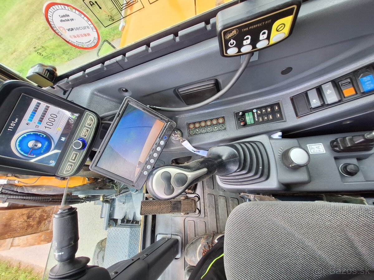 Kolesový otočný bager Hyundai 55w-9a robex - 5