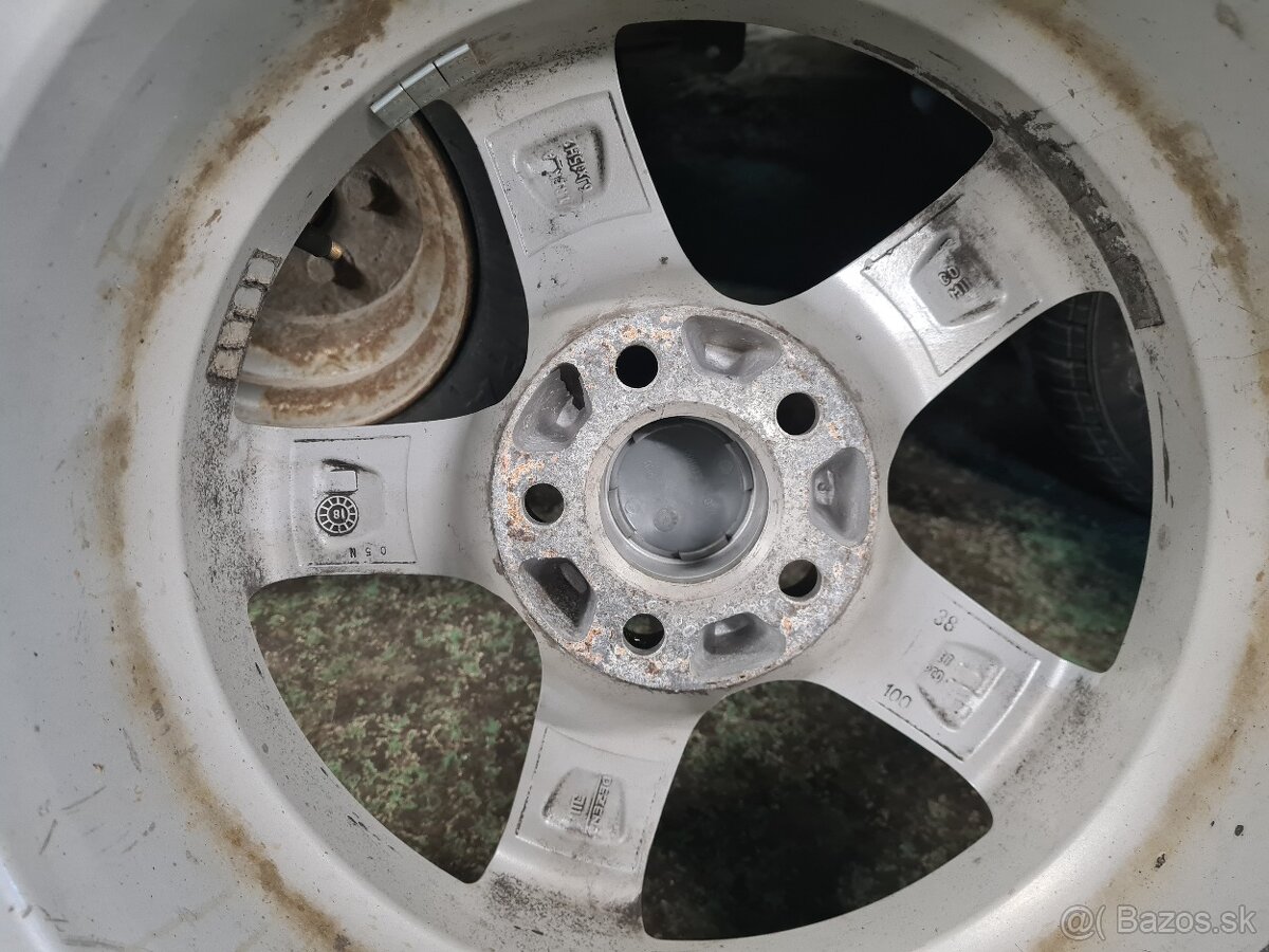 Kolesá Dezent R15 Fiat Doblo + letné pneu 185/65R15 - 5