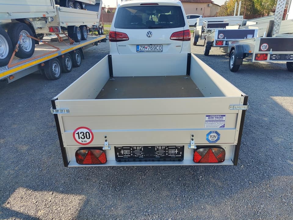 Prívesný vozík - 5