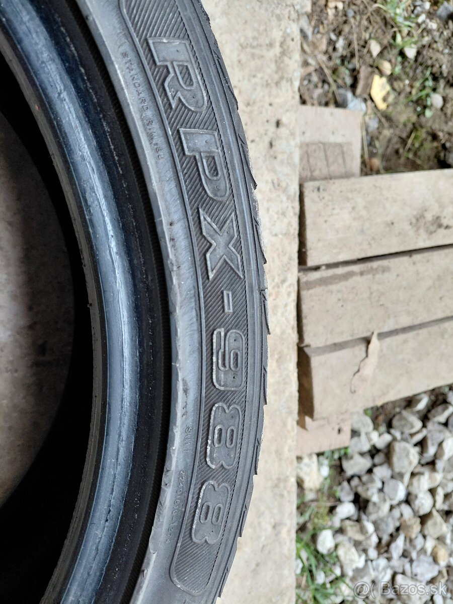 2ks letne Rovelo 225/40R18 - 5