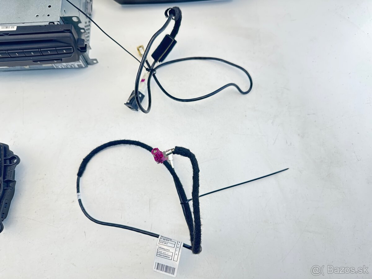 BMW E9X CIC retrofit - 5