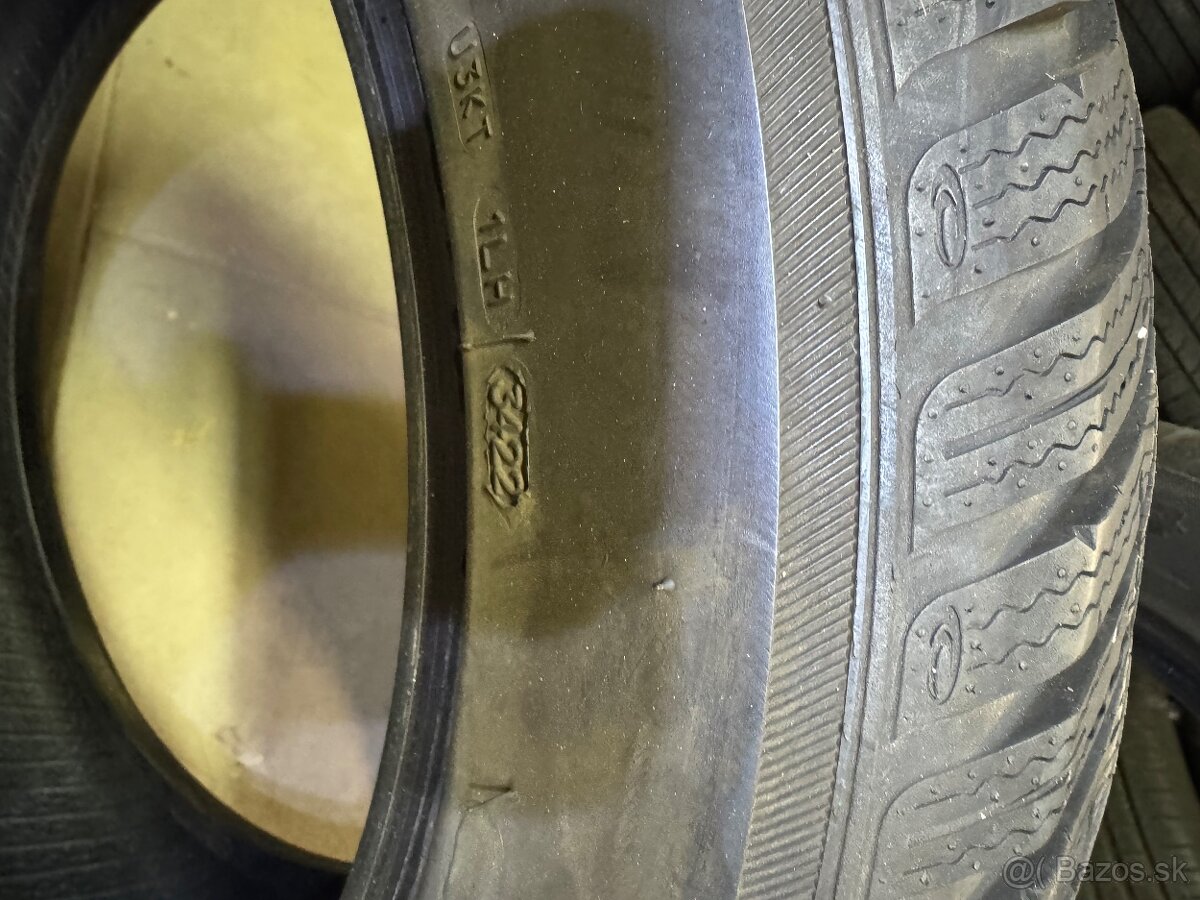 Cooper 215/60 R17 zimné - 5