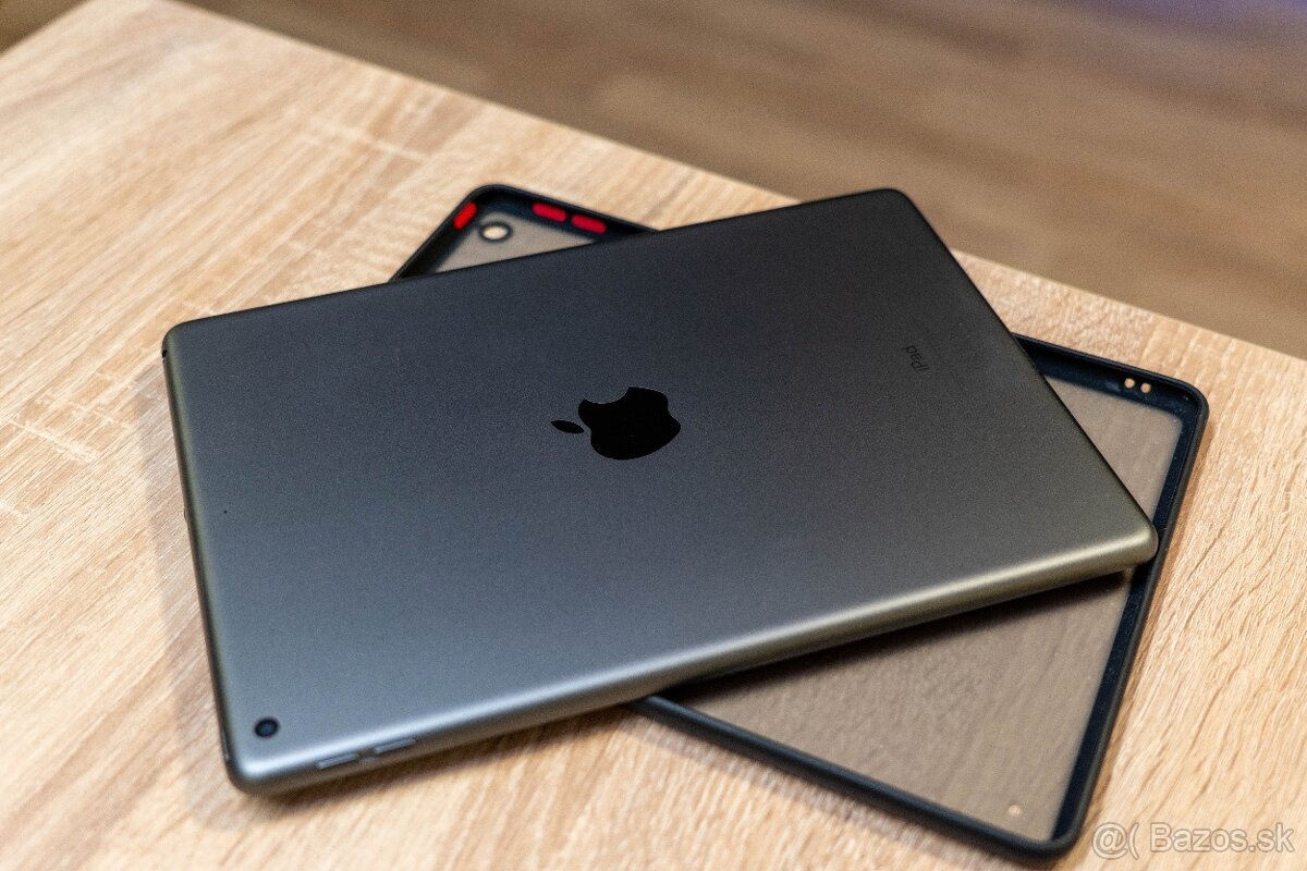 Tablet iPad 10.2 64 GB WiFi Vesmírne Sivý 2021 - 5