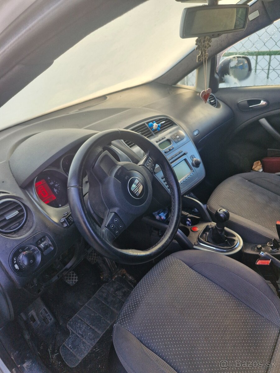 Seat altea xl 2.0tdi 103kw - 5