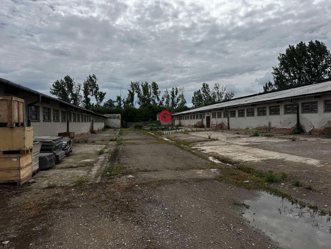 NA PRENÁJOM: SKLADOVÝ OBJEKT – 1 500 m² - 5