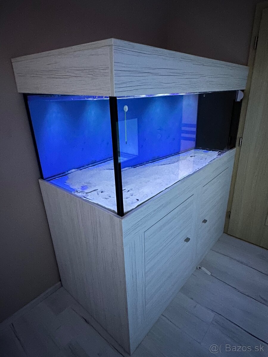 Akvárium so skrinkou, set - 5