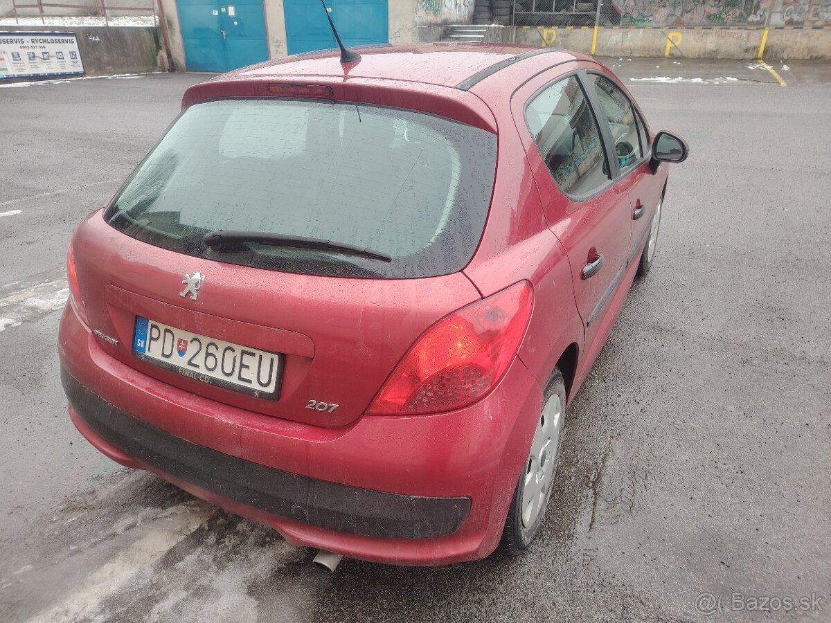 Predám Peugeot 207 1.6 benzín 88kw - 5