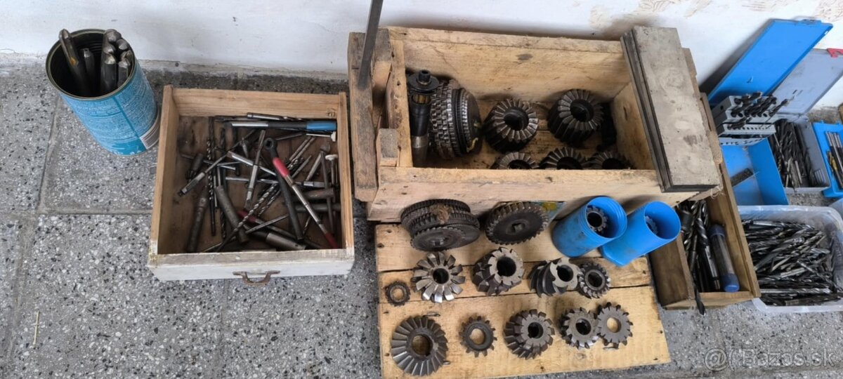 Fréza , noze , vrtáky , sústruh - 5