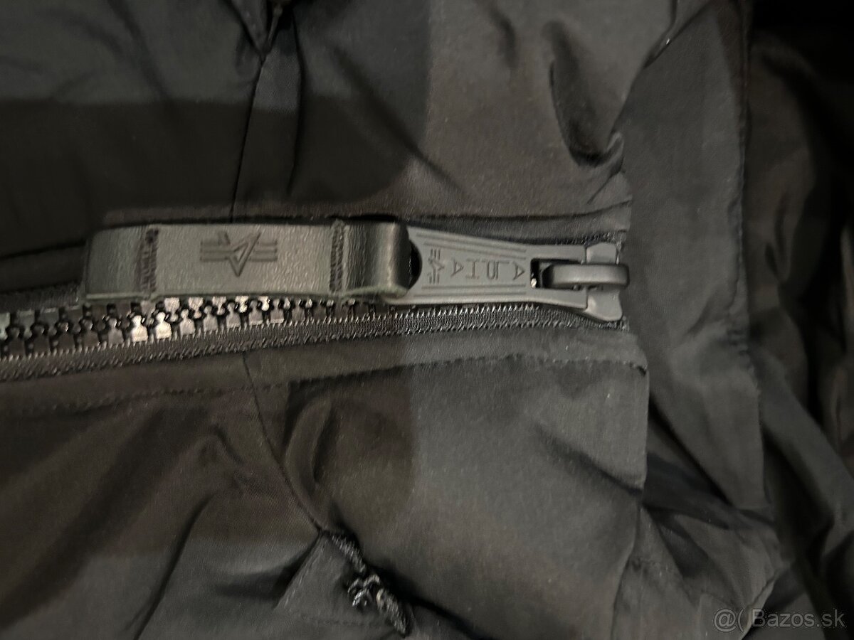 Bunda Alpha Industries - 5