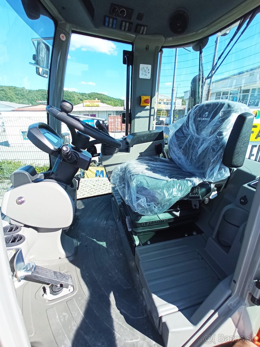 kĺbový nakladač - 5