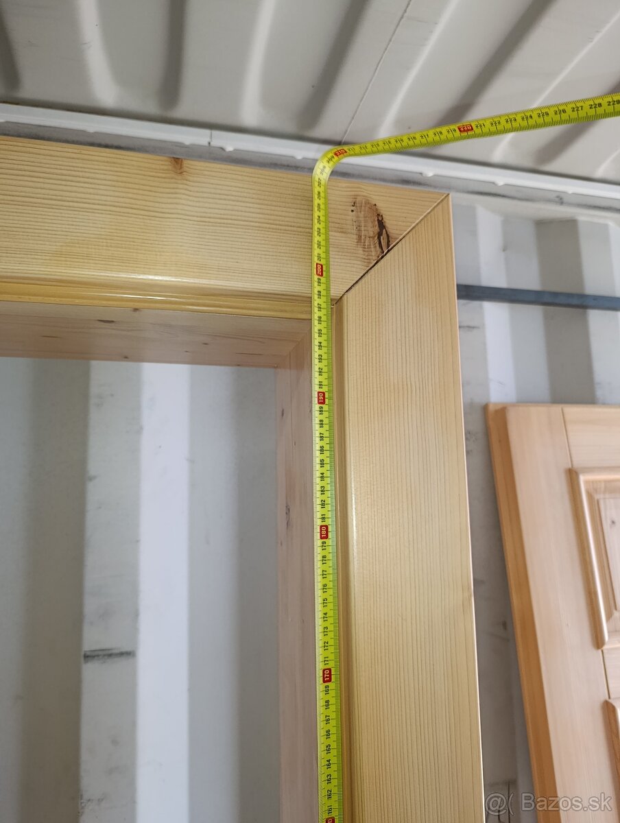 Masívne smrekové dvere 60cm - 5