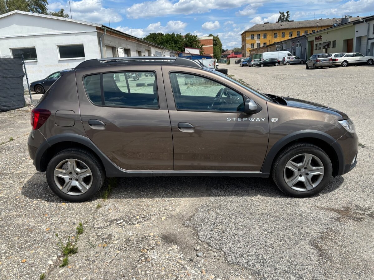 Dacia Sandero Stepway 1.5 dCi - 5