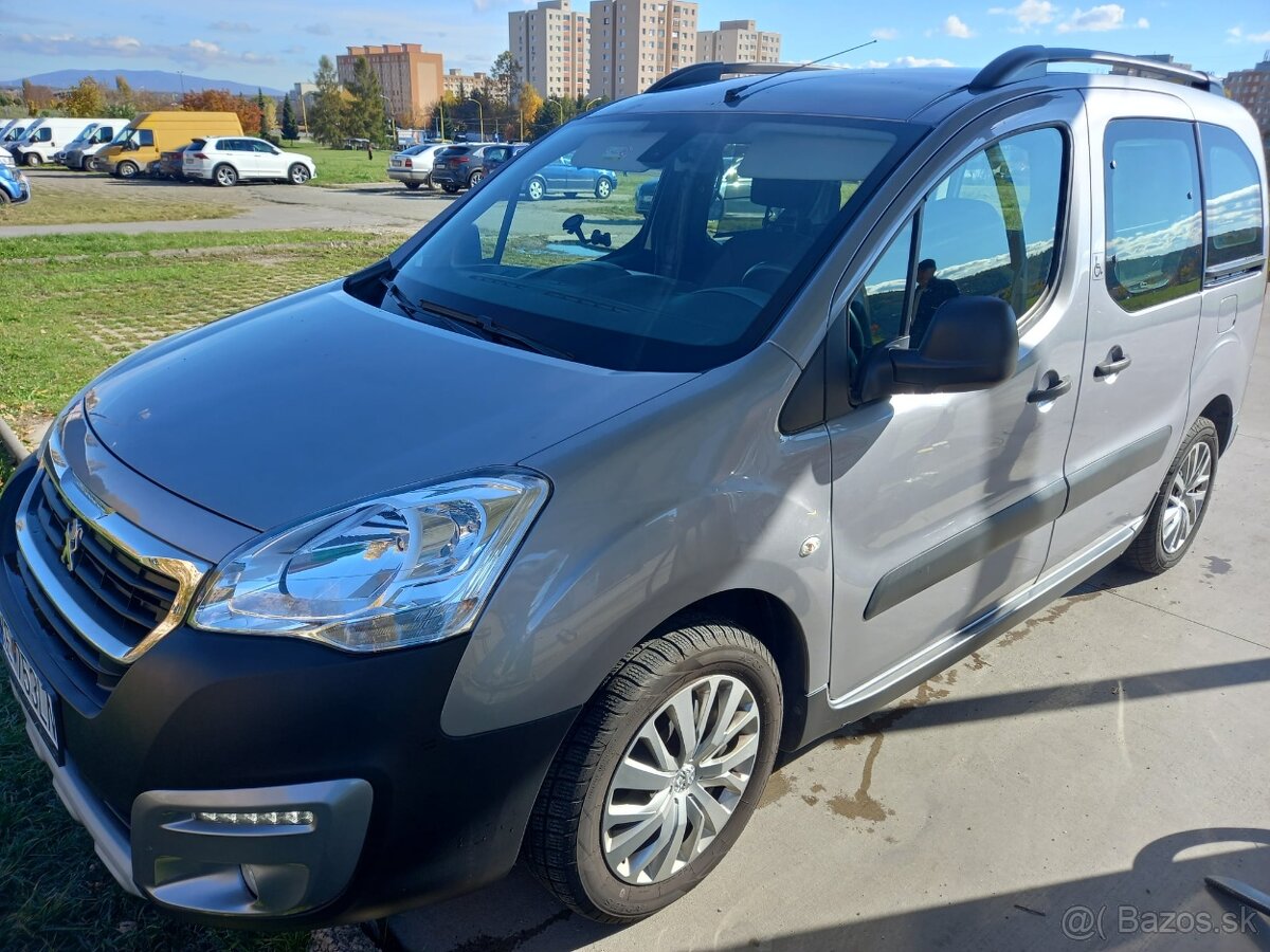 Peugeot Partner Tepee - 5