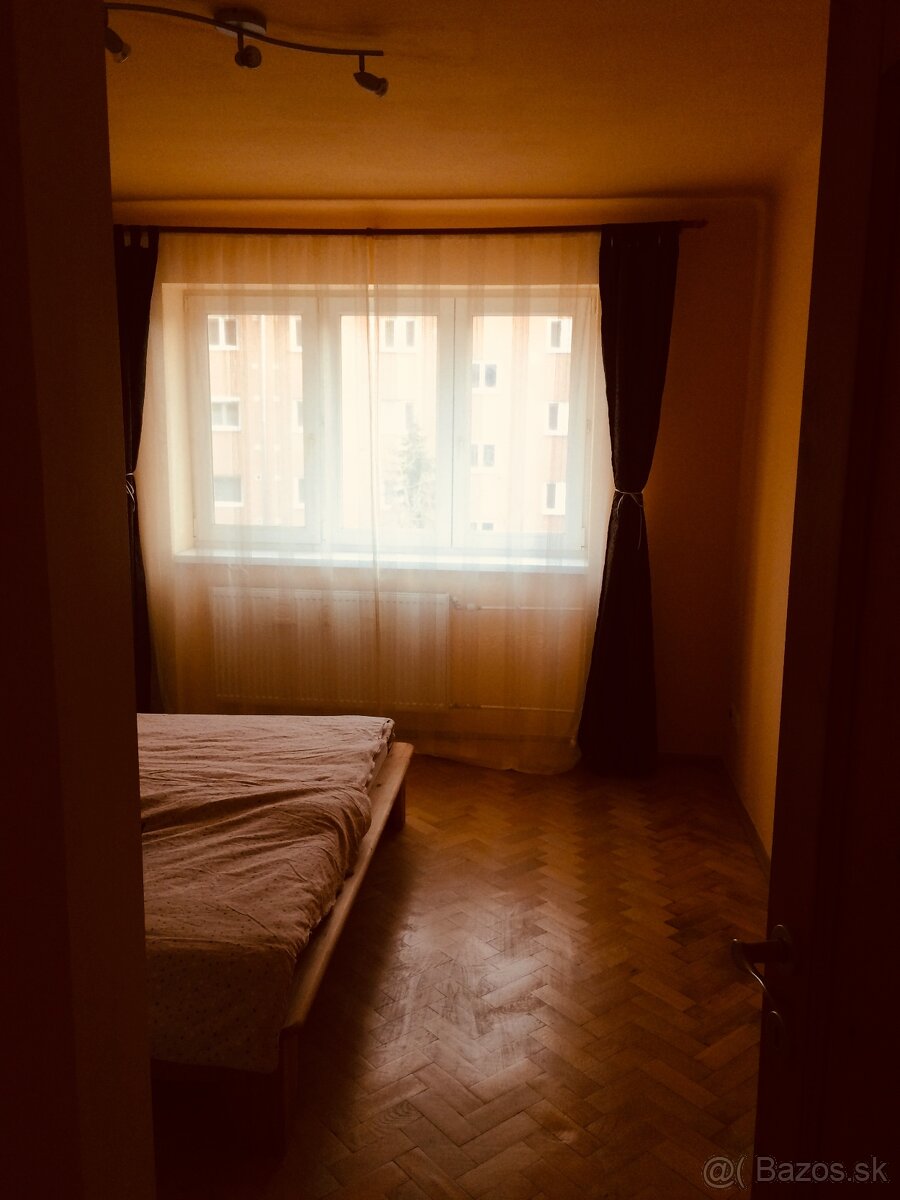 Dvorská ul. 2izb. tehlový byt na predaj - 5