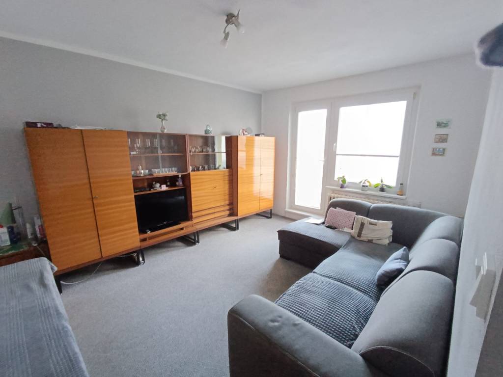 Na predaj veľkometrážny 3 izbový byt Žarnovica - 5