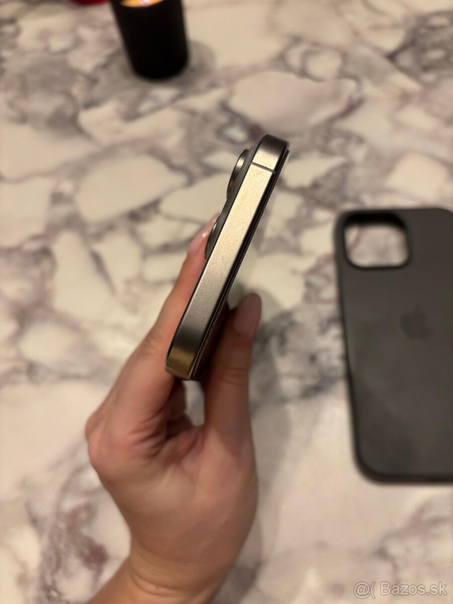 iPhone 16 pro max - 5