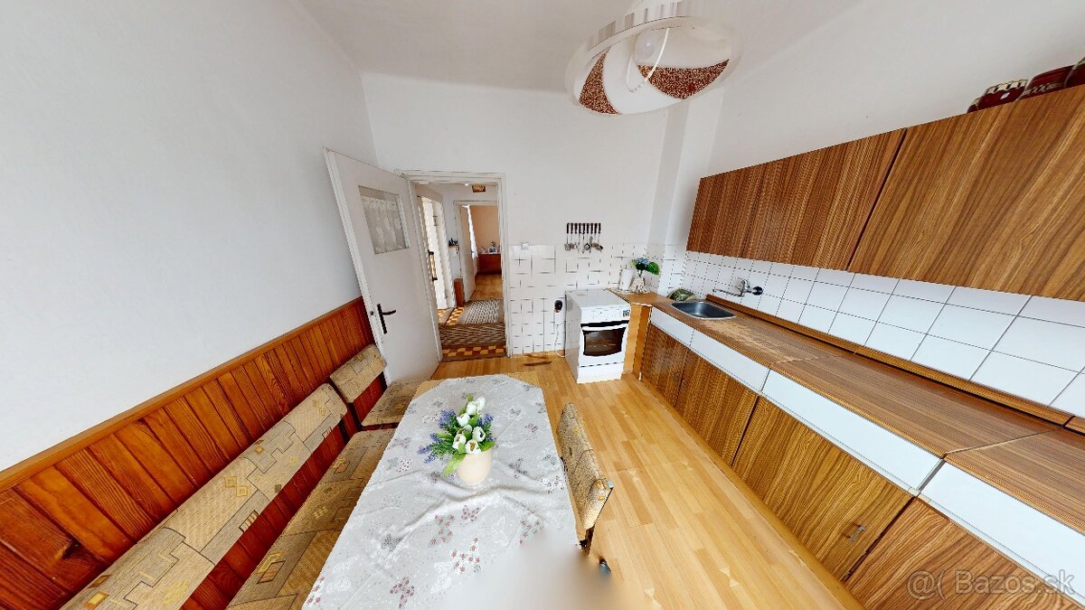 REZERVOVANÉ- 3-IZBOVÝ RODINNÝ DOM, NADLICE - 5