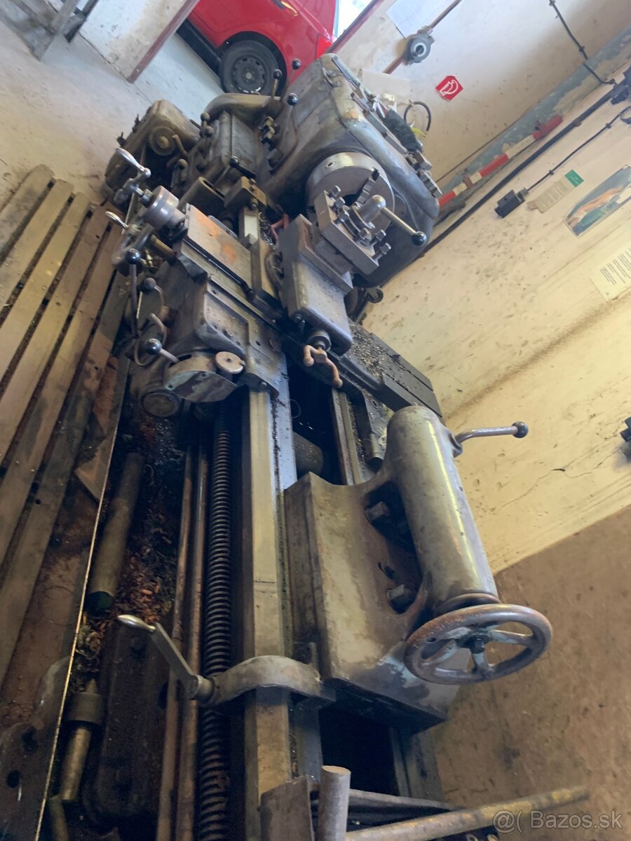 sústruh MVE 280 - 5