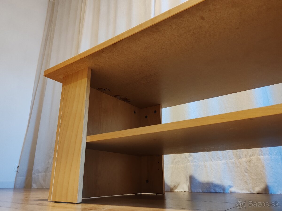 Predám konferenčný stolík IKEA - 5