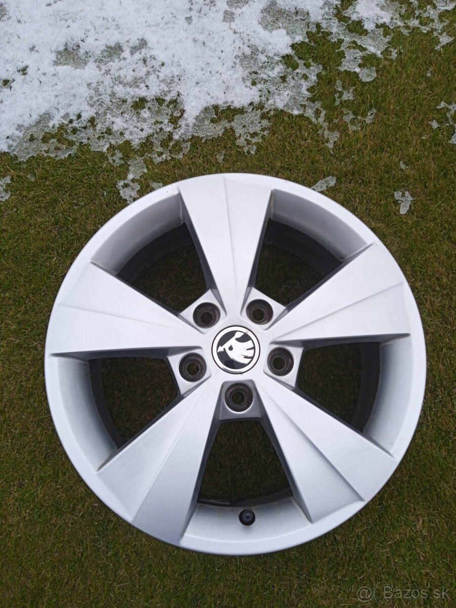 5x112 r16 originál Škoda Octavia 3, 4 - 5