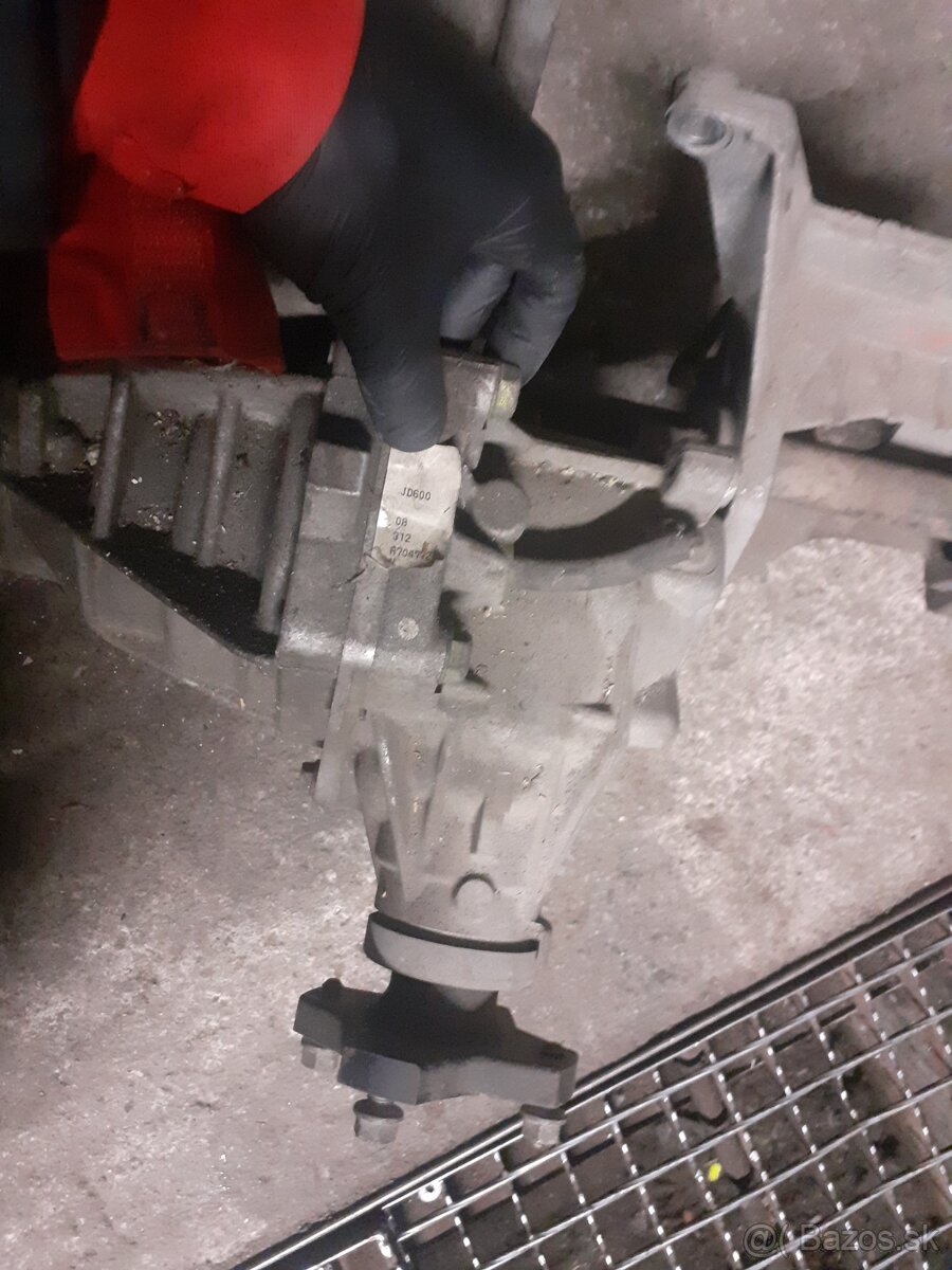 NISSAN QASHQAI prevodovka jg20c - 5