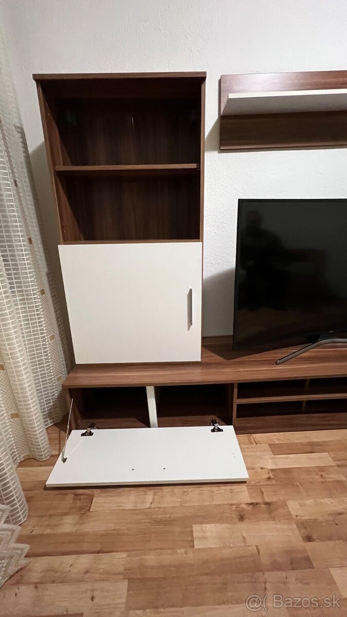 Obývacia stena v super stave - 5