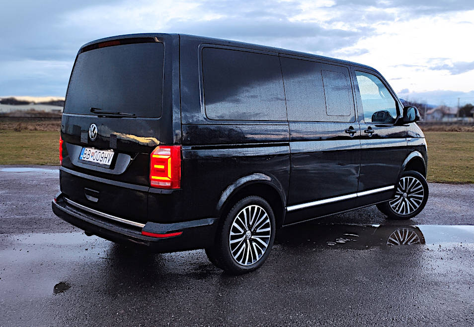 Volkswagen Multivan 2.0 Highline 4motion - 5