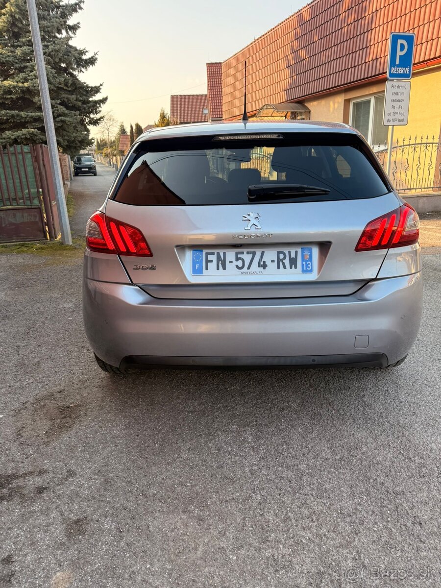 Peugeot 308 1.2 PureTech - 5