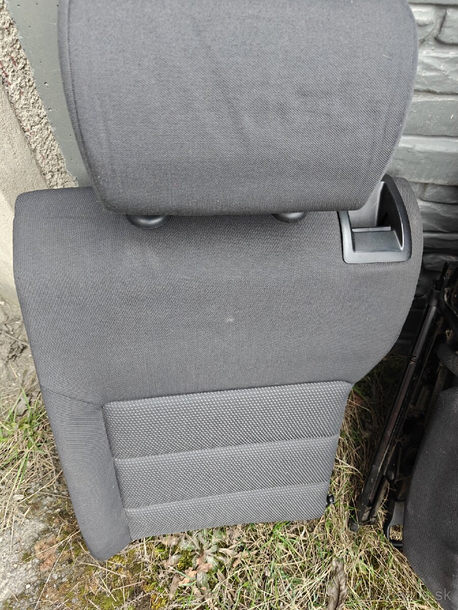 Sedačky Škoda Octavia 2 - 5