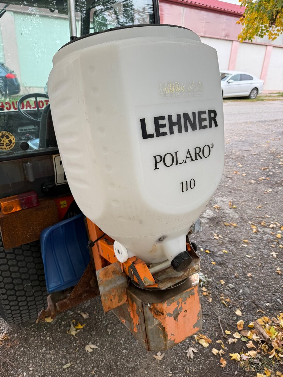 Malotraktor KUBOTA BX2200d so zimným setom - 5