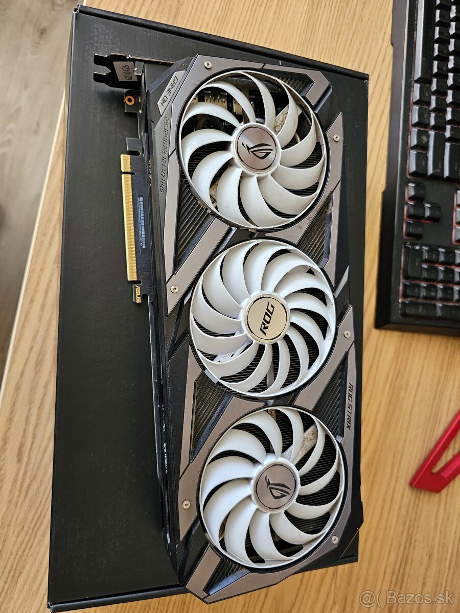 RTX 3080 10Gb ASUS ROG STRIX - 5
