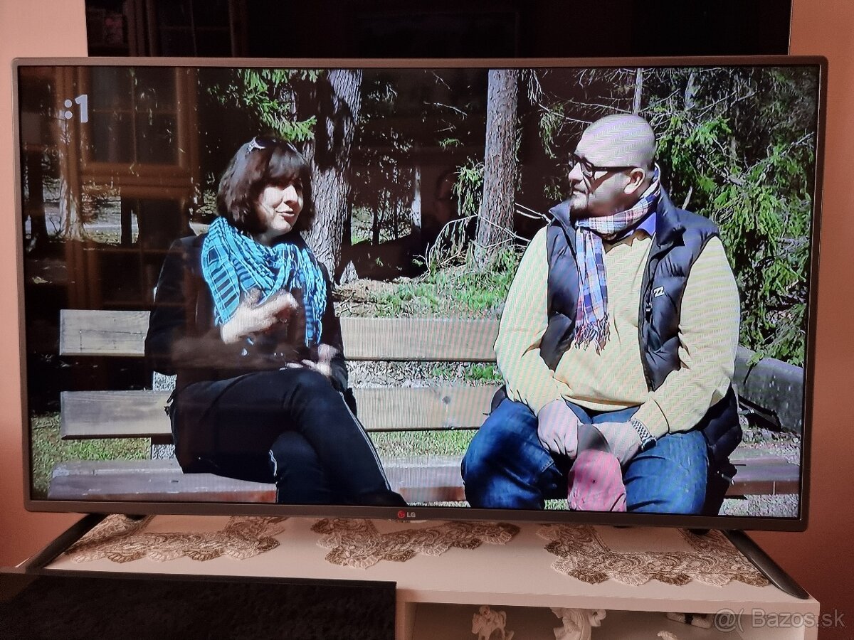 Predám LED TV LG 42LB550V Full HD - 5