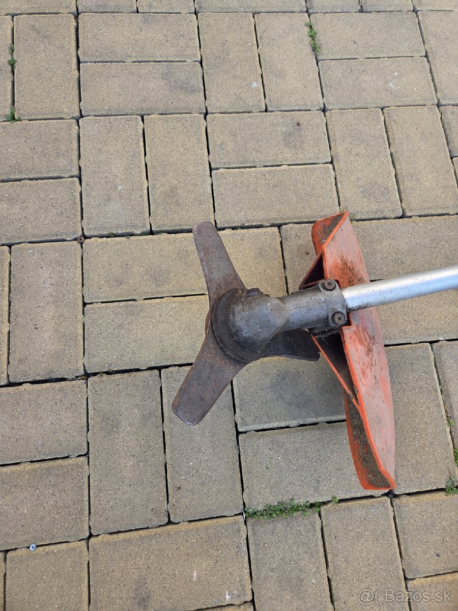 Predám krovinorez stihl FS350 - 5