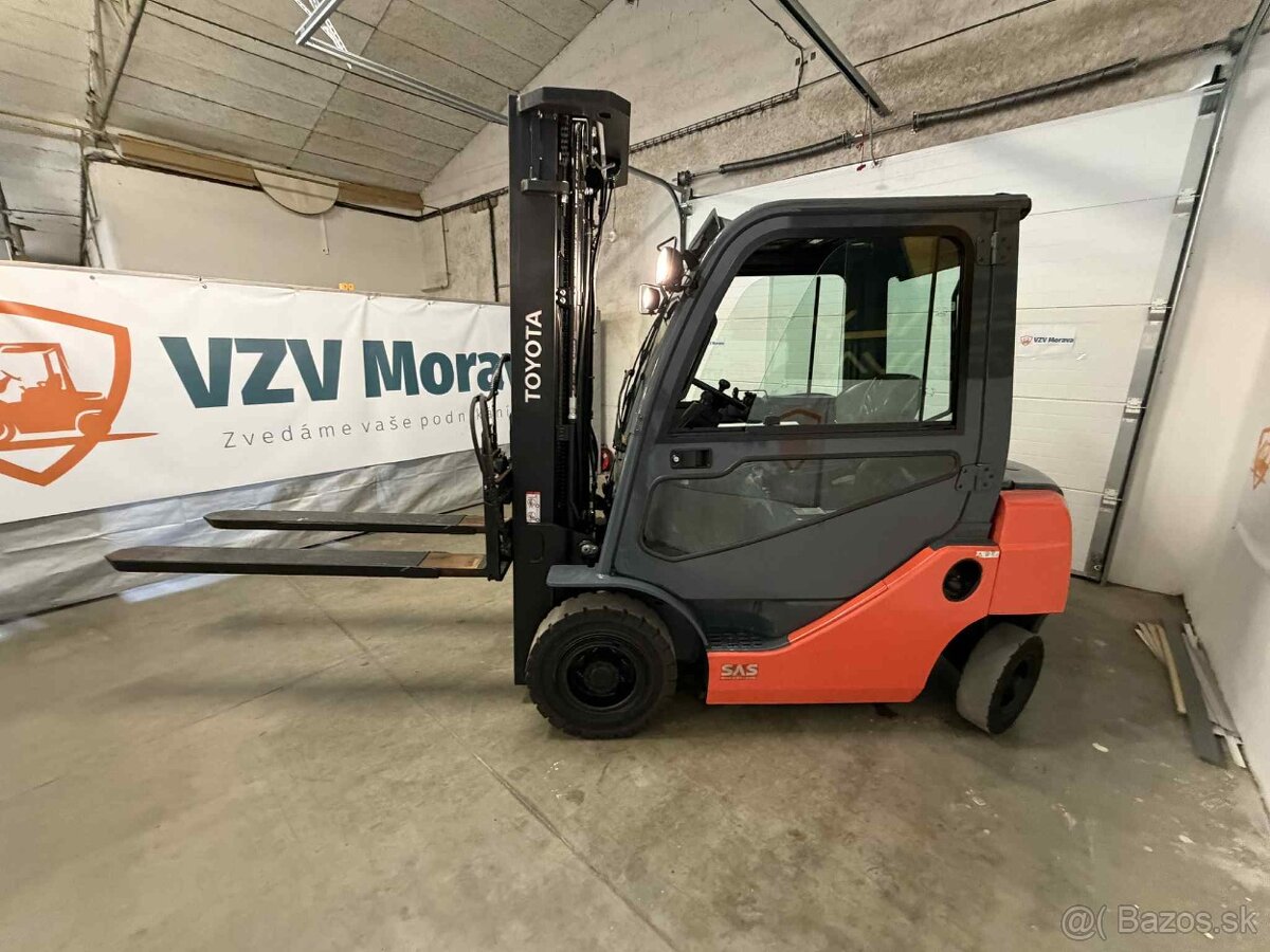 Vysokozdvižný vozík Toyota, 52-8FDF20. Teleskopické vidlice - 5