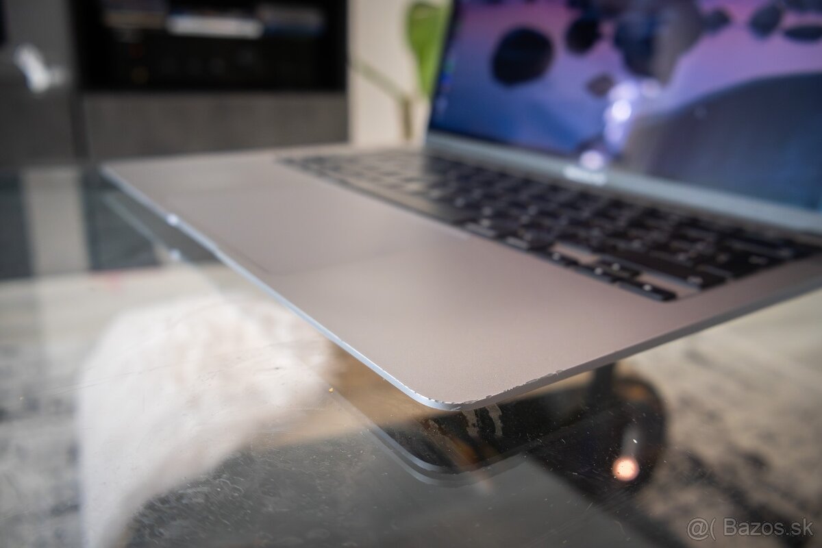 Apple MacBook Air M1 CTO 16 GB 512 GB - 5