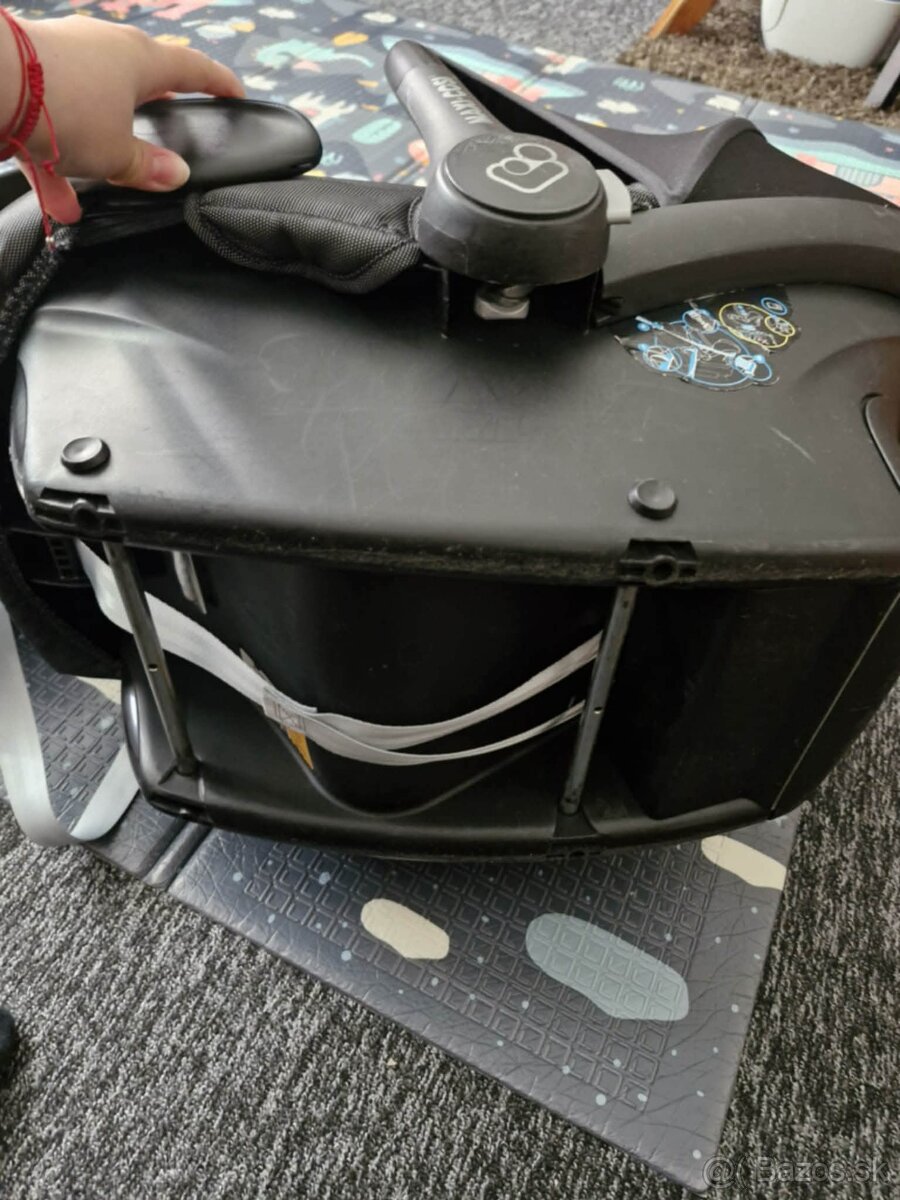 Maxi Cosi vajíčko + isofix - 5