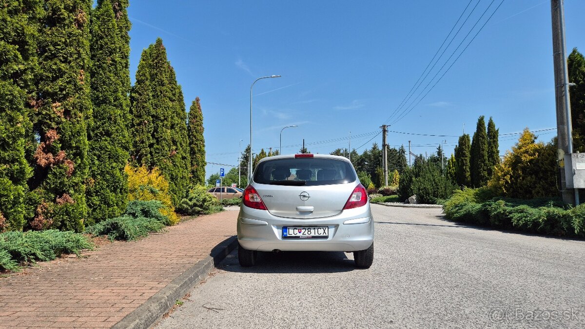 Opel Corsa 1.4 benzín automat rv.10/2009 - 5