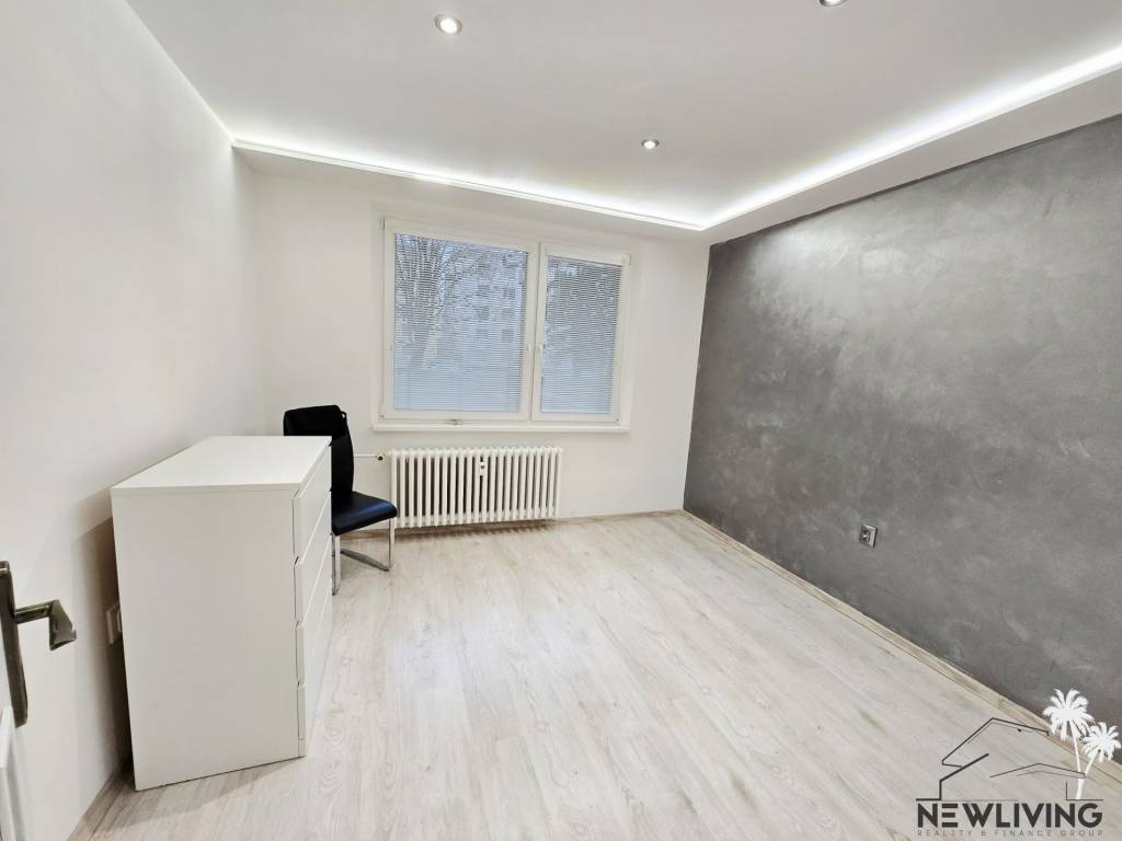 NA PREDAJ 2 izbový byt Hviezdoslavova Nové Mesto nad Váhom - 5