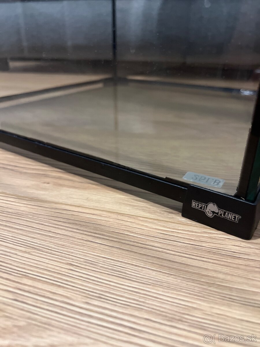 Predám terárium 45x45x90cm - 5