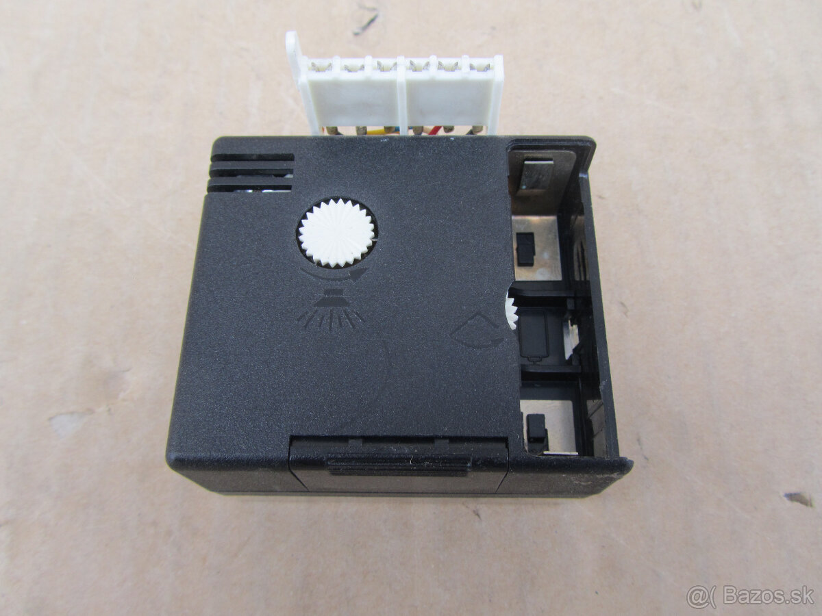 Hodiny Prim Quartz pre Tesla 461A Forte - 5