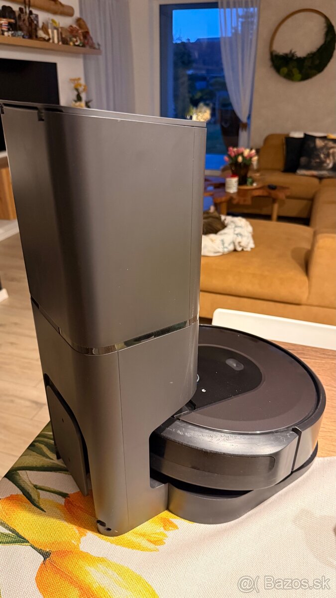 iRobot Roomba i7 - 5