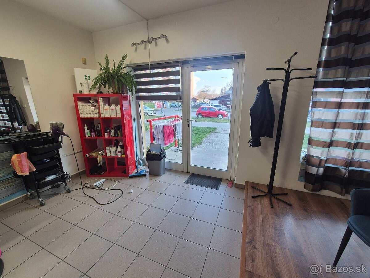 Predaj – polyfunkčný dom, Komárno, ul. Generála Kl - 5