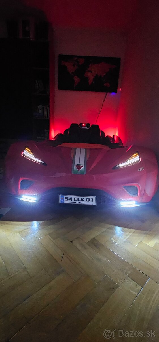 Autoposteľ Cílek - 5