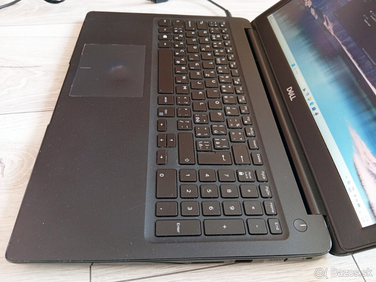 notebook Dell 3500 - Intel Core i5-8265u, 8GB, 256GB SSD - 5