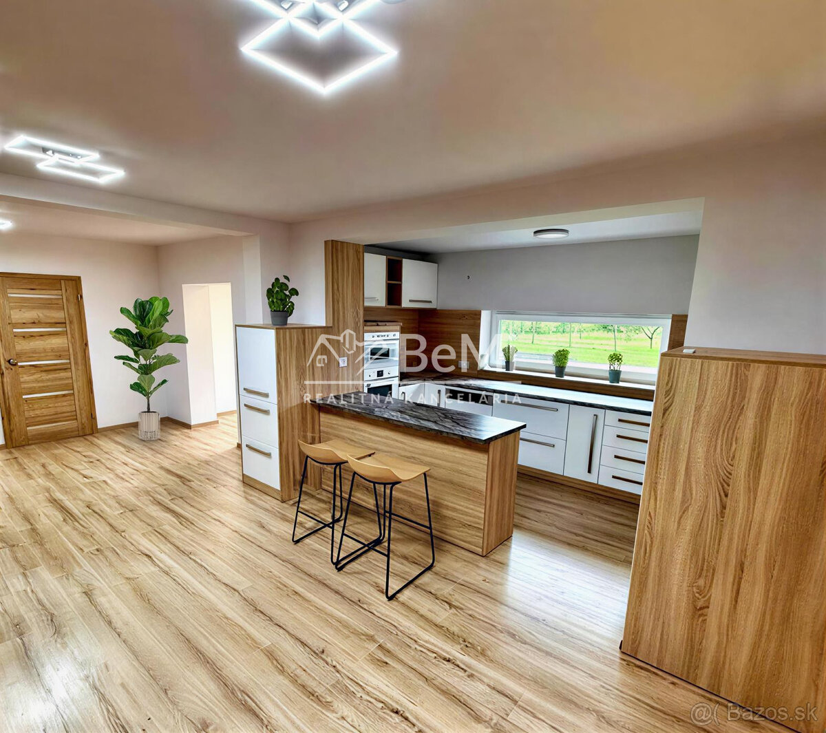 Úplne úžasný moderný 5-izbový bungalov 15 min. od Košíc - 5