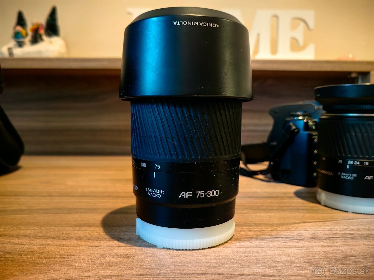 Konica Minolta Dynax 5D dva objektívy + príslušenstvo - 5