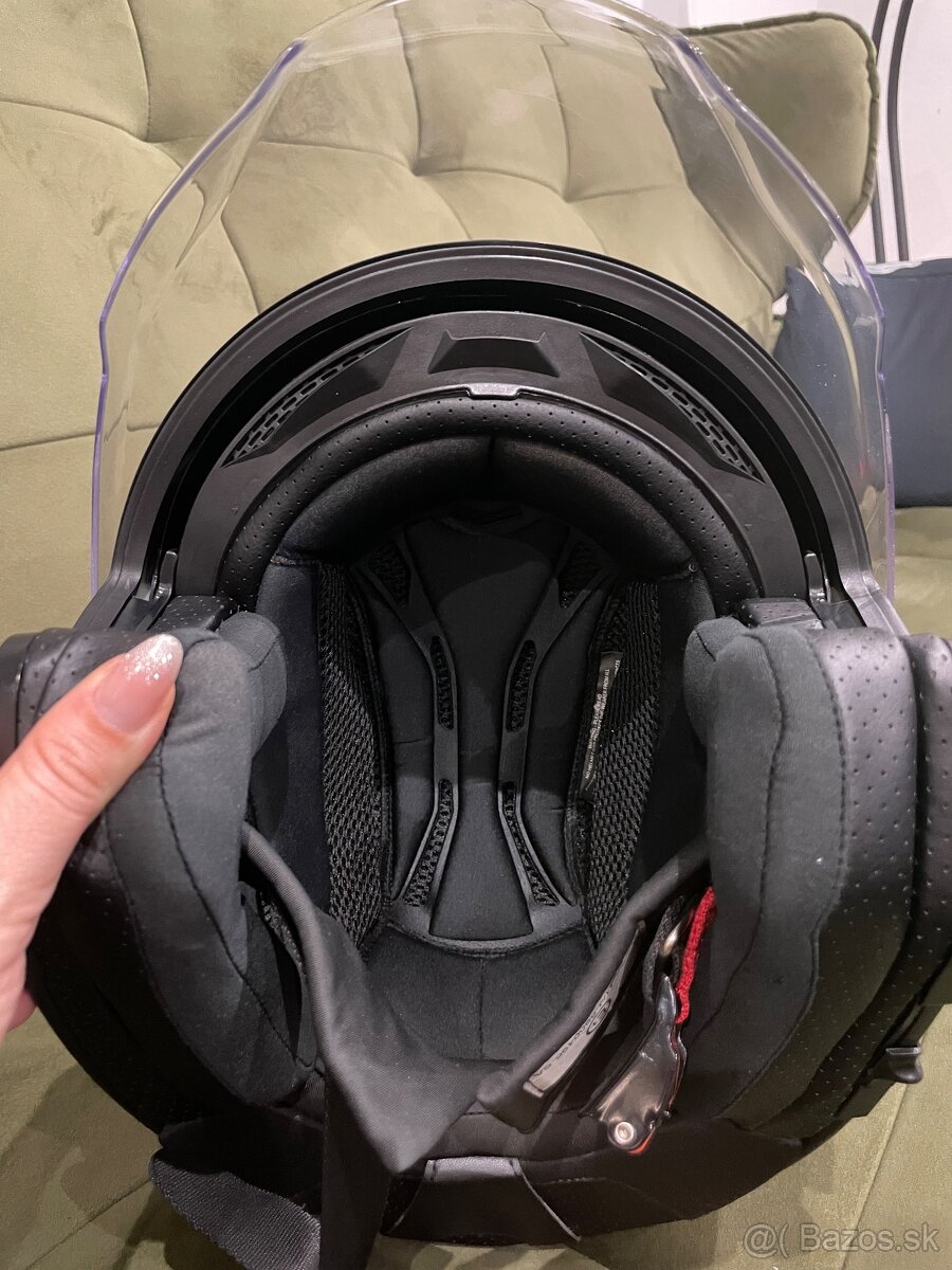 Prilba Eight s bluetooth - 5