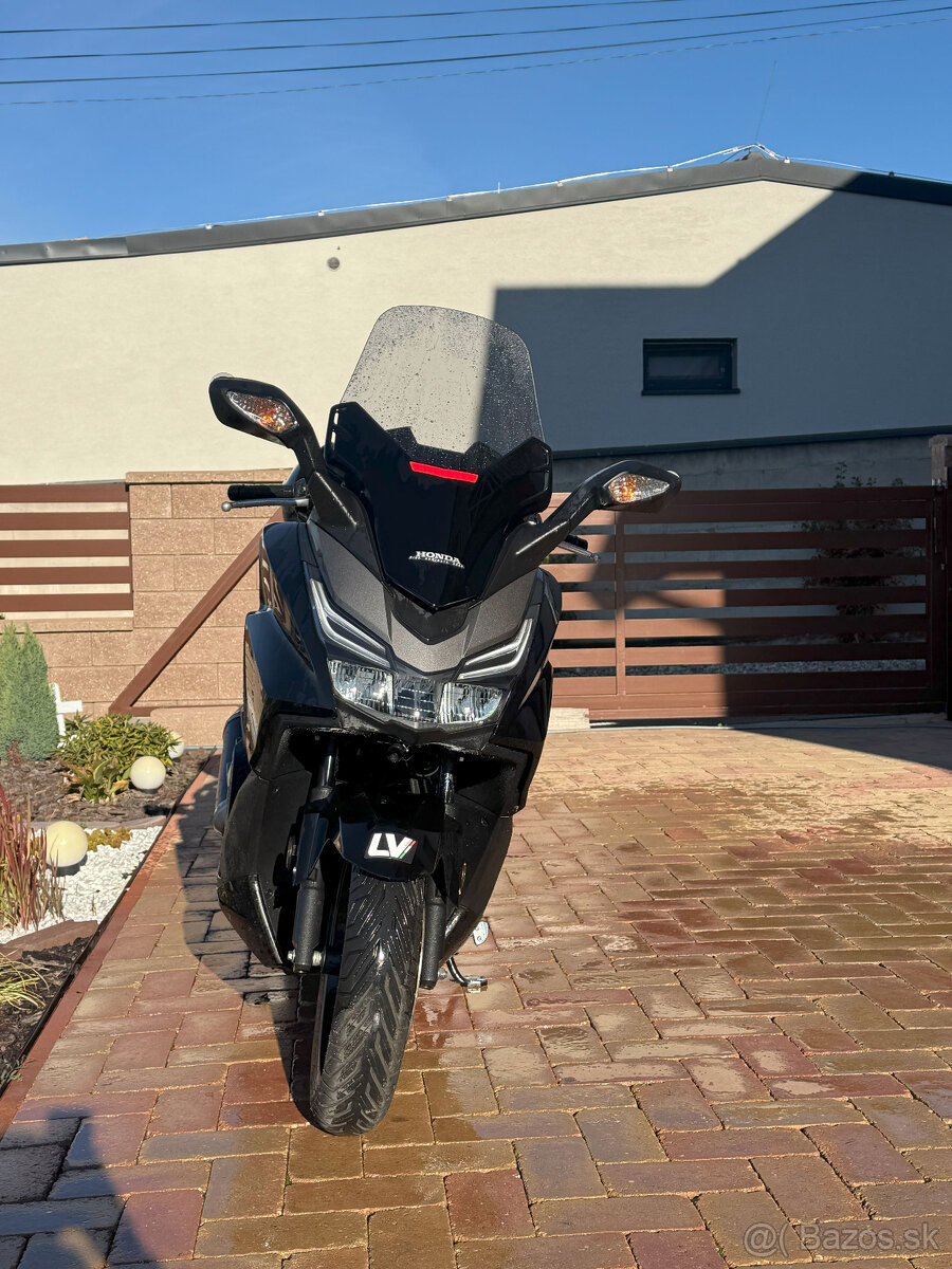 Predám Hondu Forza 125 (2017) v TOP stave - 5